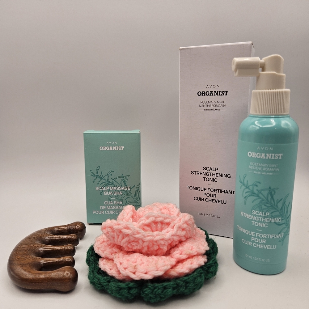 Avon Organist Rosemary Mint Scalp Strengthening Tonic With Massage Gua Sha Brush
